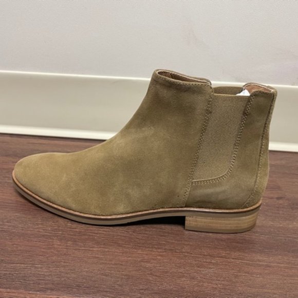 aquatalia rory chelsea boot